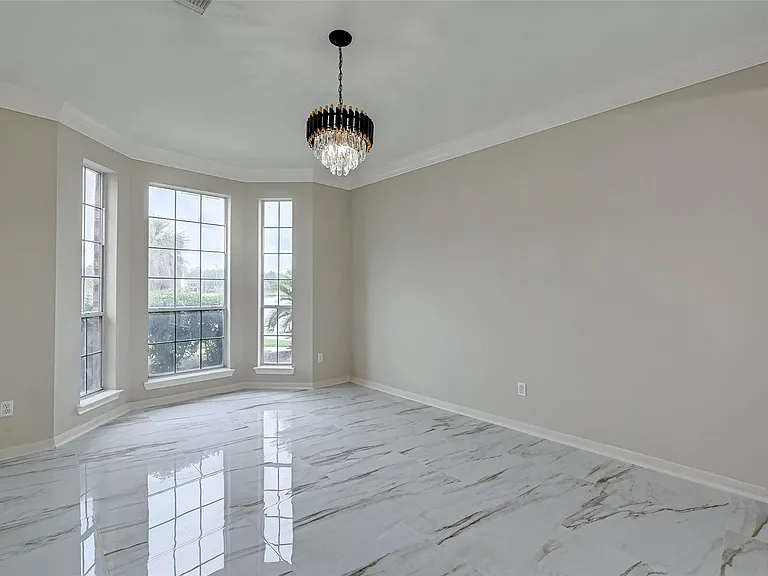 11954 Galentine Point — Photo 5