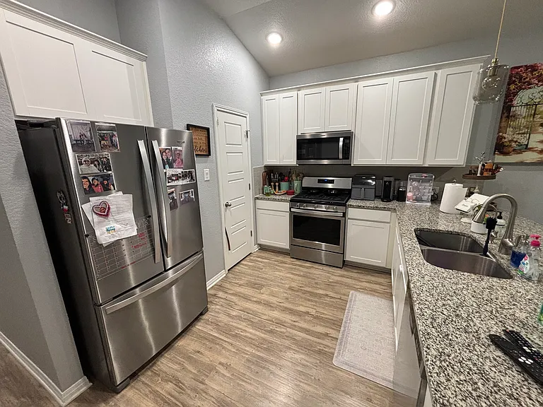 4913 Drovers Path — Photo 9