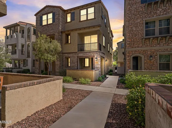 1694 E HAMPTON Lane, Gilbert, AZ 85295