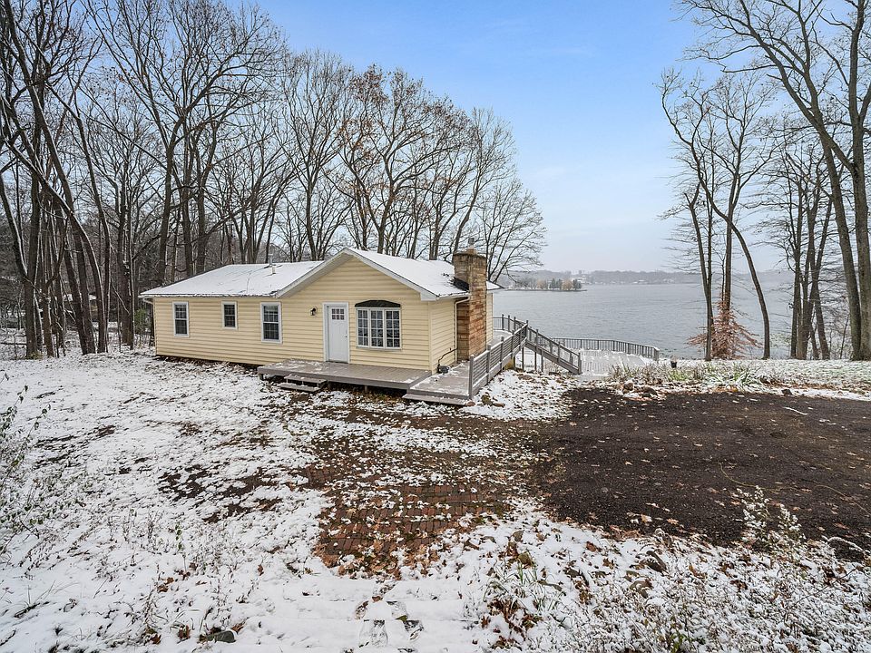 12017 S Sherman Lake Dr, Augusta, MI 49012 Zillow