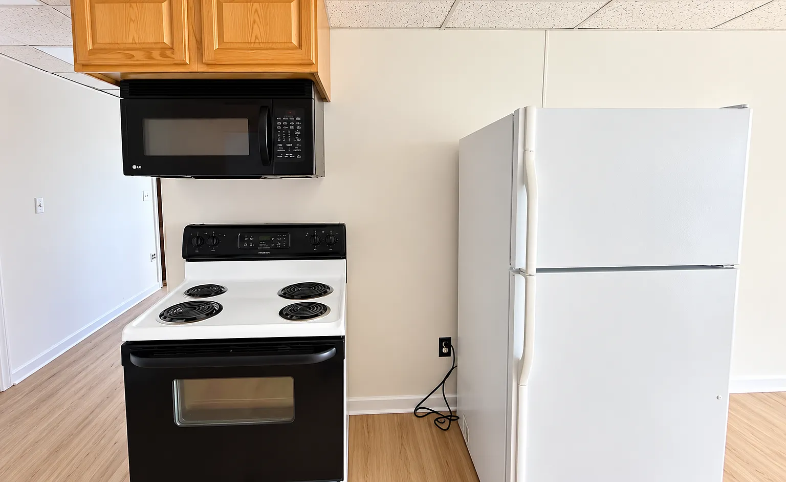 2 bed, $2,500 — Photo 2
