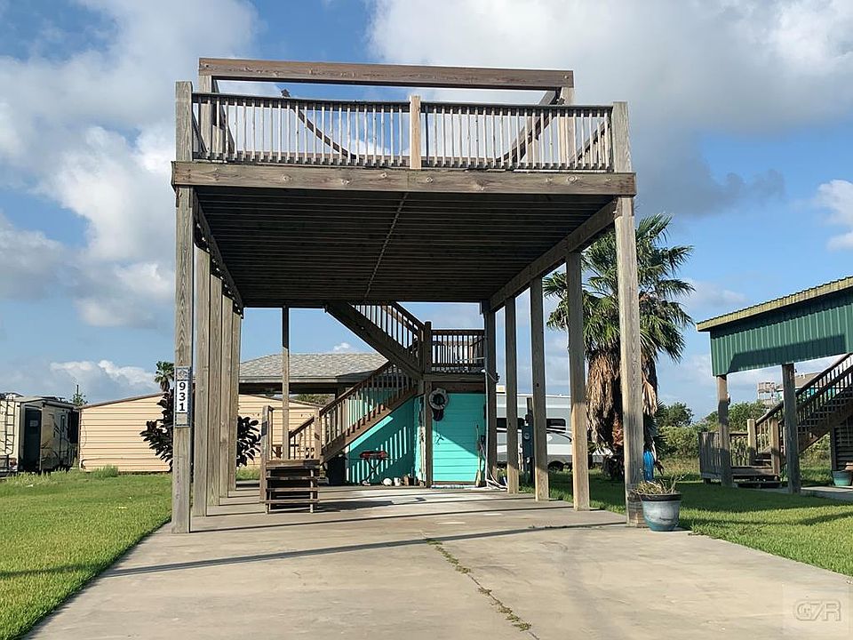 1st image of 931 Wesley Way