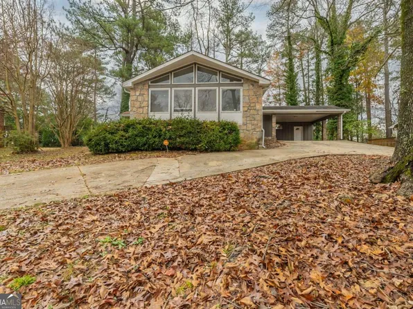 4647 Randalwood Dr, Stone Mountain, GA 30083