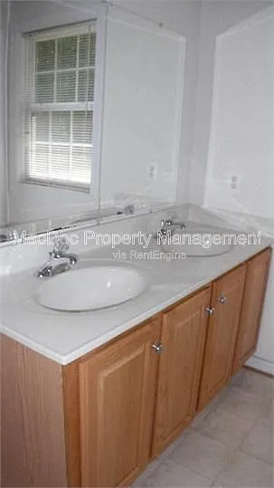 26327 Hill Rd — Photo 33