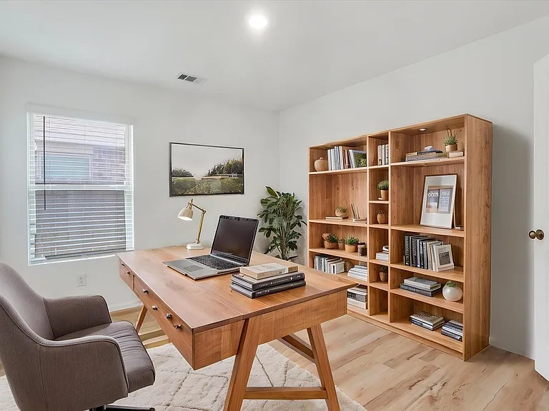 7814 Switchgrass Creek Dr — Photo 2