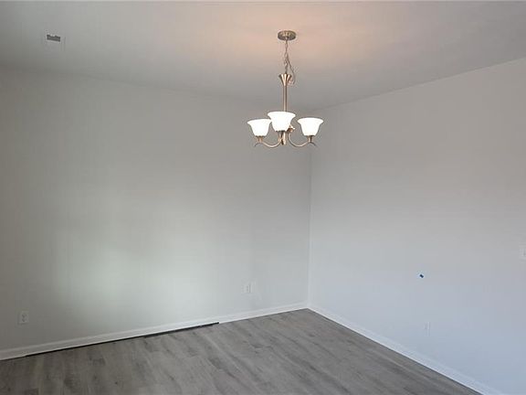 5th image of 8924 Chesapeake Blvd