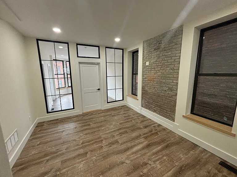 822 River St #3 — Photo 5
