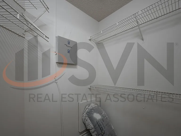 1911 Fidelity Dr — Photo 9