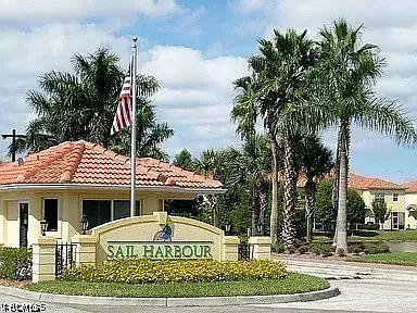 3 bed, 2.5 bath, 1819 sqft, $2,150 — Photo 2