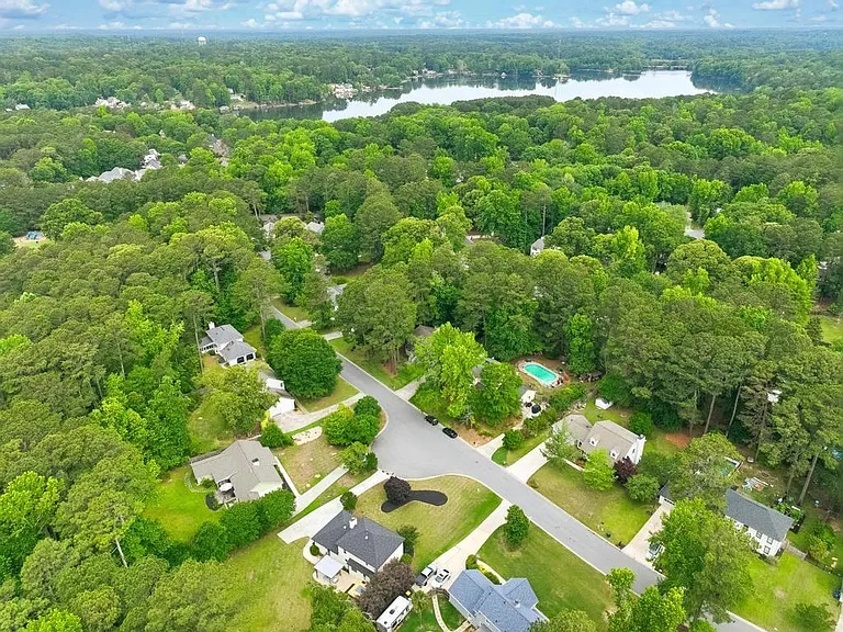 109 Bowfin Bay — Photo 42