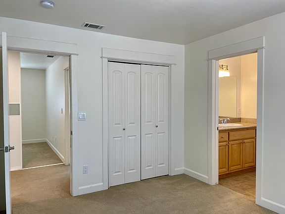5th image of 237 N Chorro St