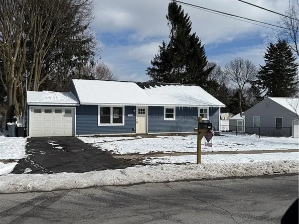 125 Standart Ave, Auburn, NY 13021