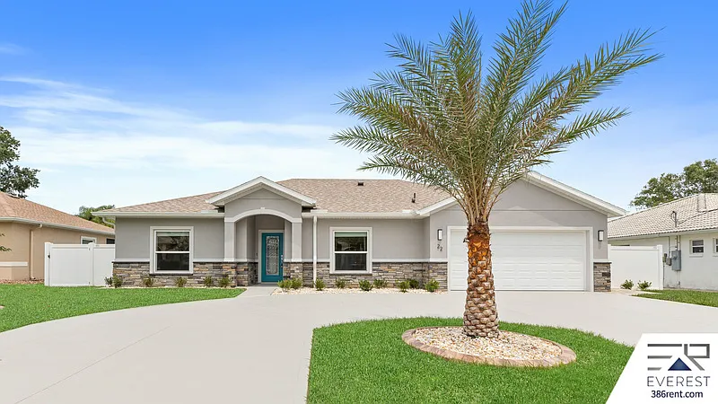 4 bed, 3.0 bath, 3243 sqft, $3,050 — Photo 2