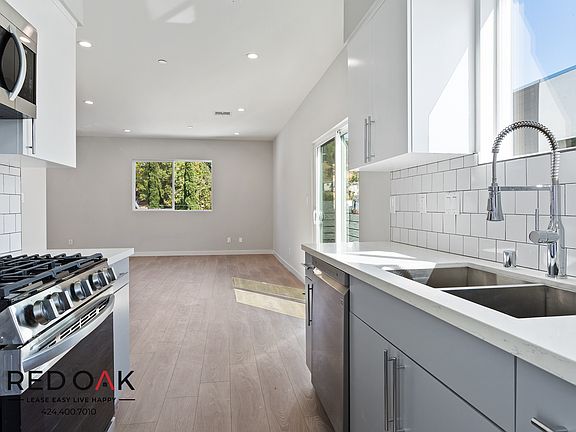 3rd image of 4507 Esmeralda St APT 3