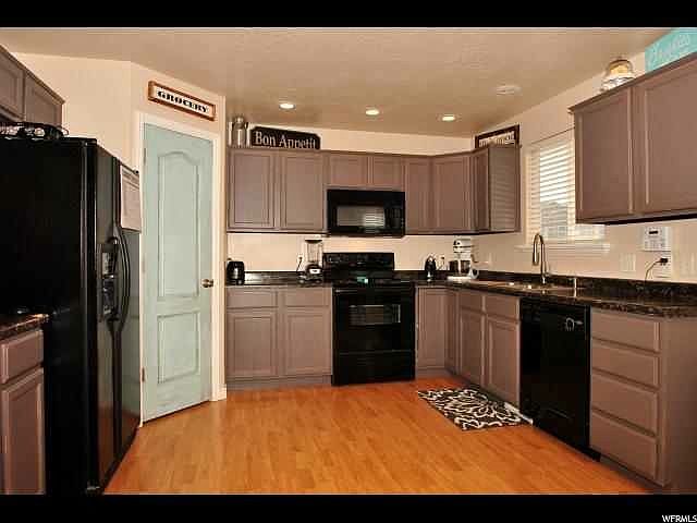 1st image of 13114 S Pioneer Park Dr