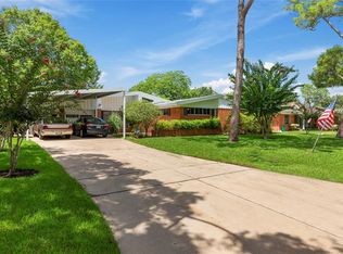 4410 Creekbend Dr, Houston, TX 77035