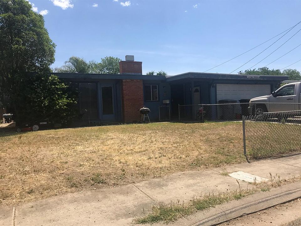 1st image of 1403 Pleasanton Pl