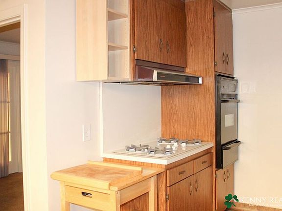 2nd image of 225 Arroyo Dr