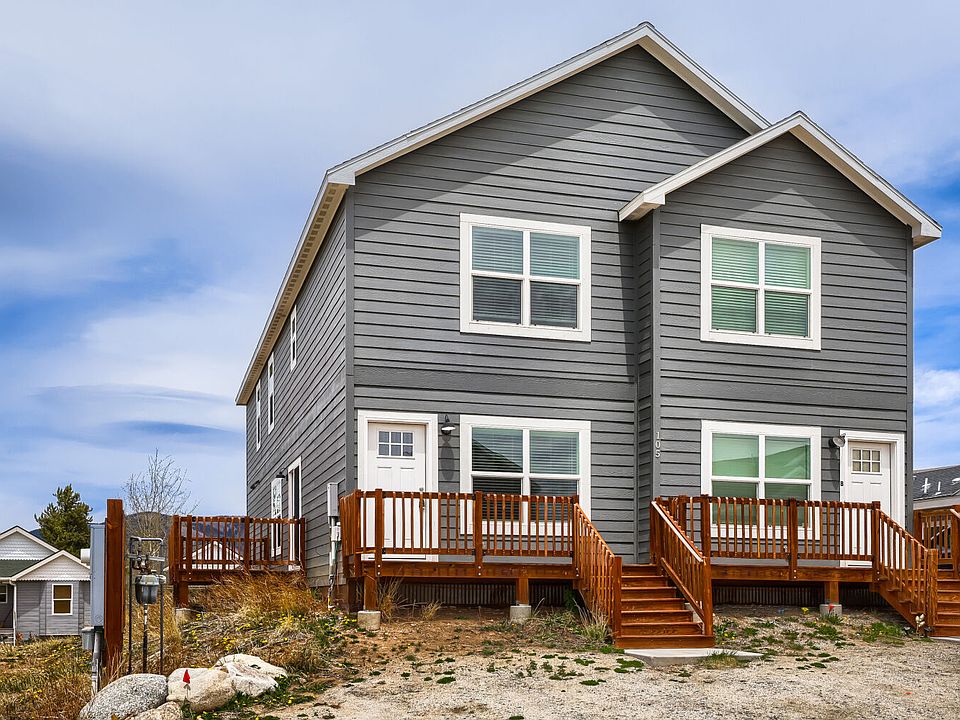 Exterior. Unit A is the unit on the left side