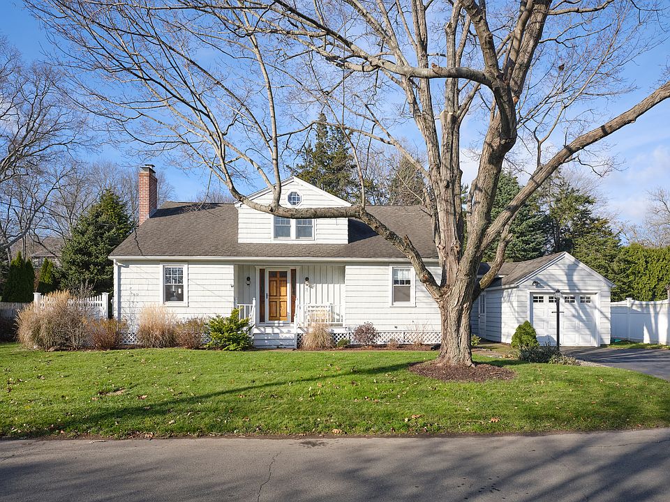 7 Lawson Drive