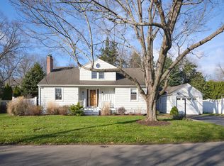 7 Lawson Dr, Madison, CT 06443