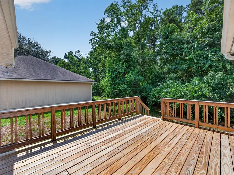 9256 Dale View Ln W — Photo 27