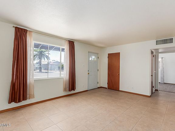 5th image of 12811 N 111TH Drive