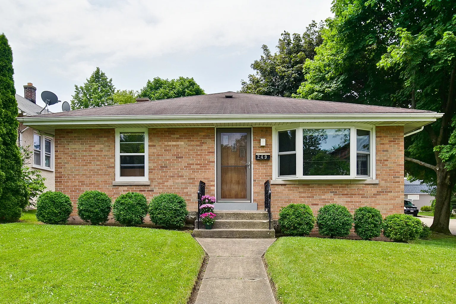 249 Highwood Ave photo 1