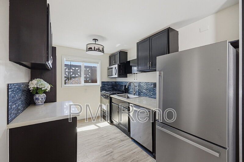 1st image of 1515 N Carson St Unit 7