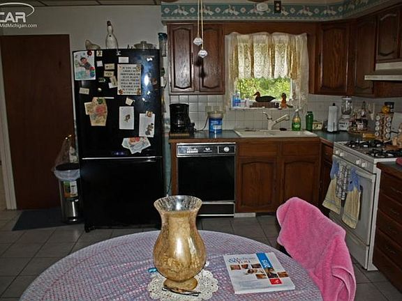 4th image of 5423 Woodlawn Dr