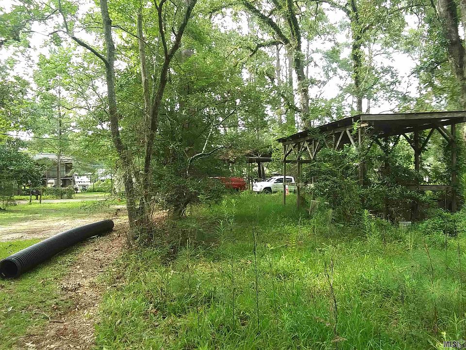 2nd image of 31926 Pats Ln