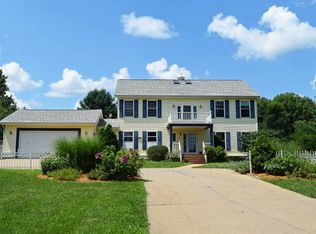 1116 Lakeview Dr, Fairfield, IA 52556