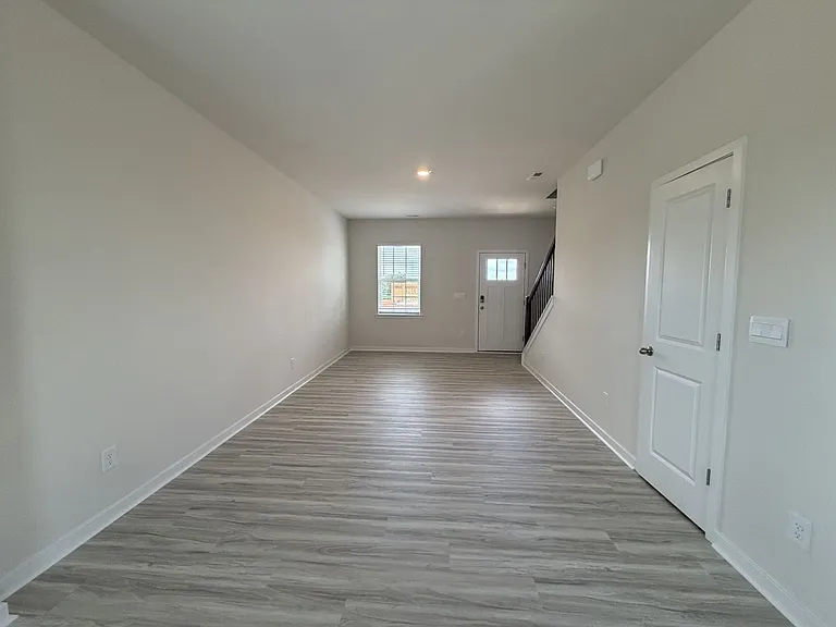 270 Mary Locke Way — Photo 2