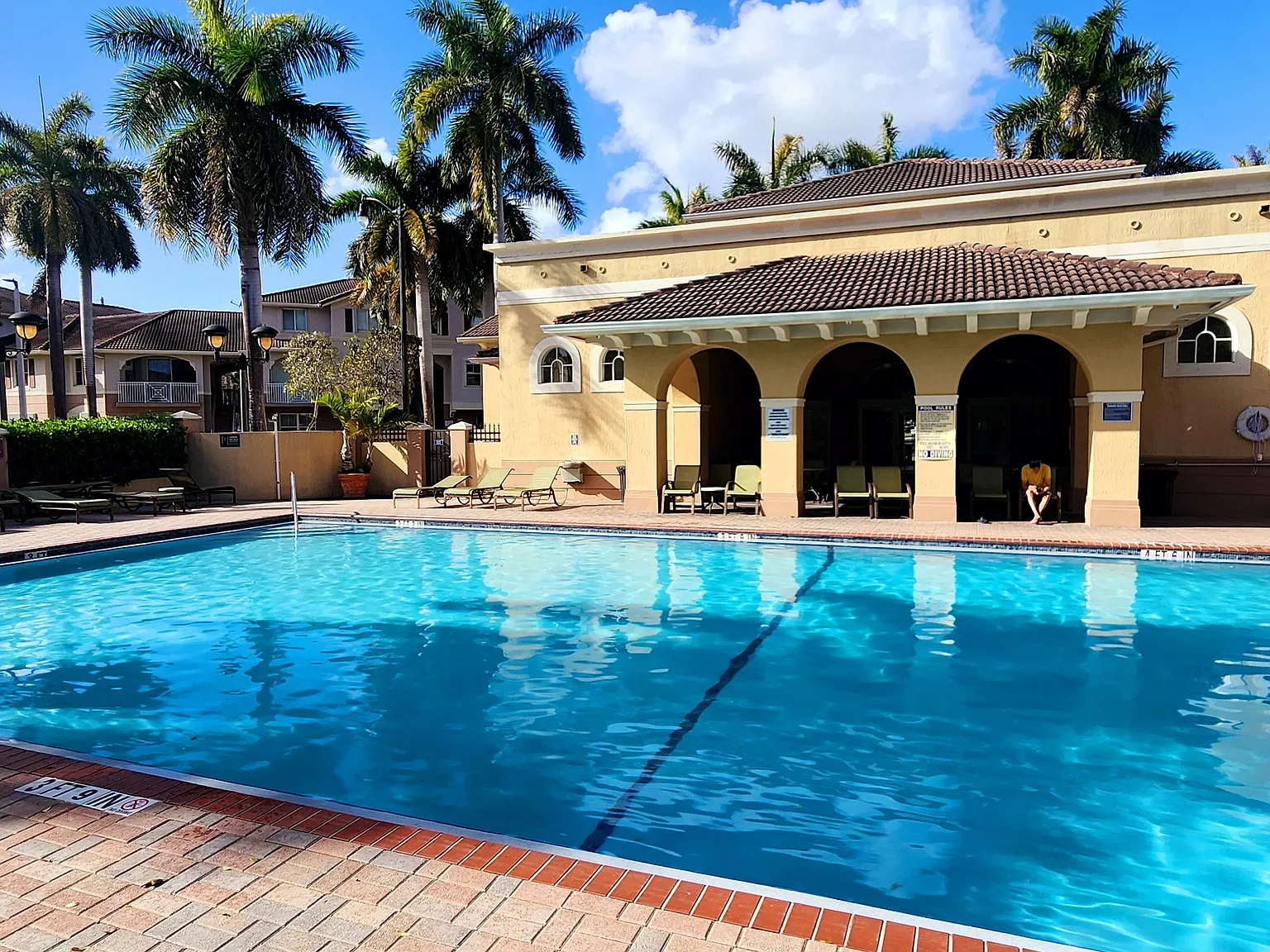 8858 W Flagler Street — Photo 3