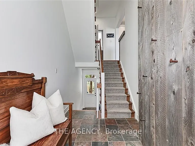 129 Venture Blvd — Photo 6