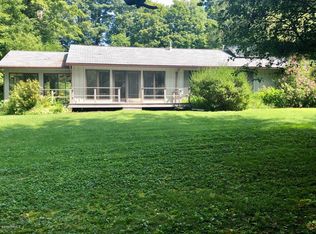 43 Pinecrest Dr, Lenox, MA 01240
