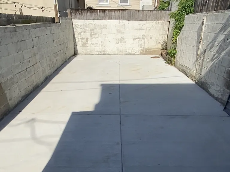 308 S Washington St — Photo 24