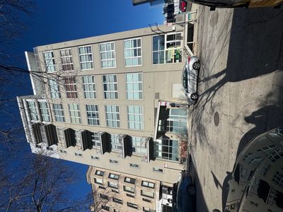 770 W Gladys Ave #305, Chicago, IL, 60610