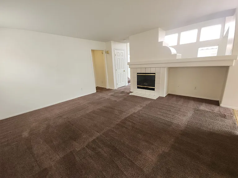 9907 Sparrow Ridge Ave — Photo 10