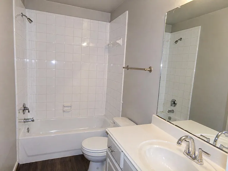 16810 Deck Ct — Photo 26