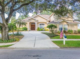3413 Cypress Landing Dr, Valrico, FL 33596