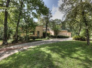 10 Sarah Lynn Ln, Conroe, TX 77303