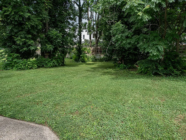131 S C St #1 — Photo 4