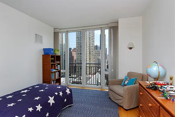 Sold by Corcoran | media 6