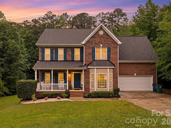 2nd image of 1514 SE Hawthorne Dr #37