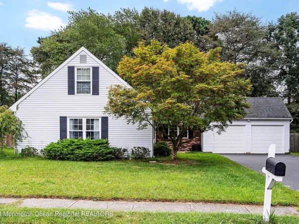 4 Stowe Lane, Howell, NJ 07731