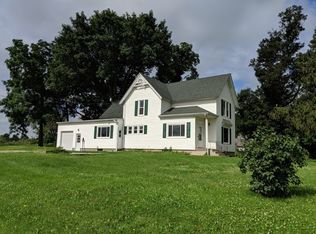 13890 Freeport Rd, Durand, IL 61024