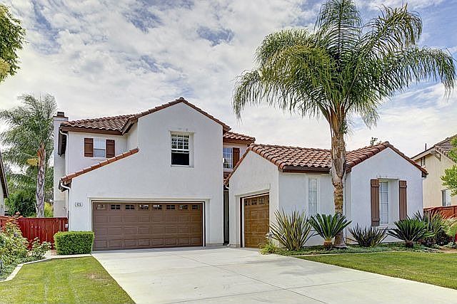 1st image of 425 Landmark Ct