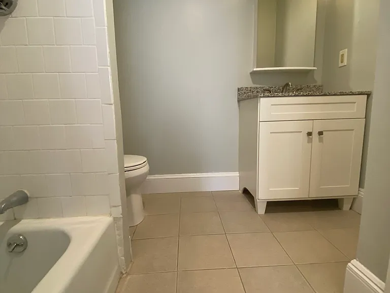 399 Marlborough St #8 — Photo 5