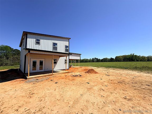 2nd image of 892 Campbell Hill Rd